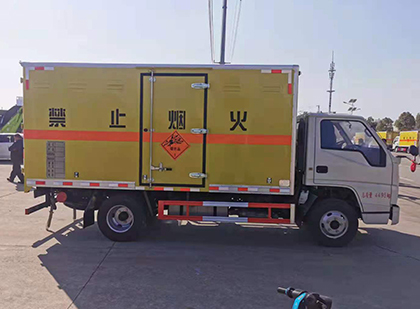 阳谷爆破器材运输车